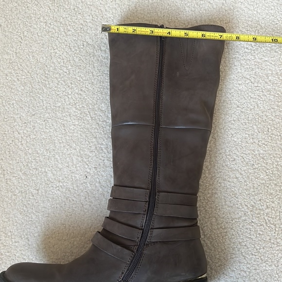 Steve Madden Albany Brown Leather Boots - Picture 5 of 6